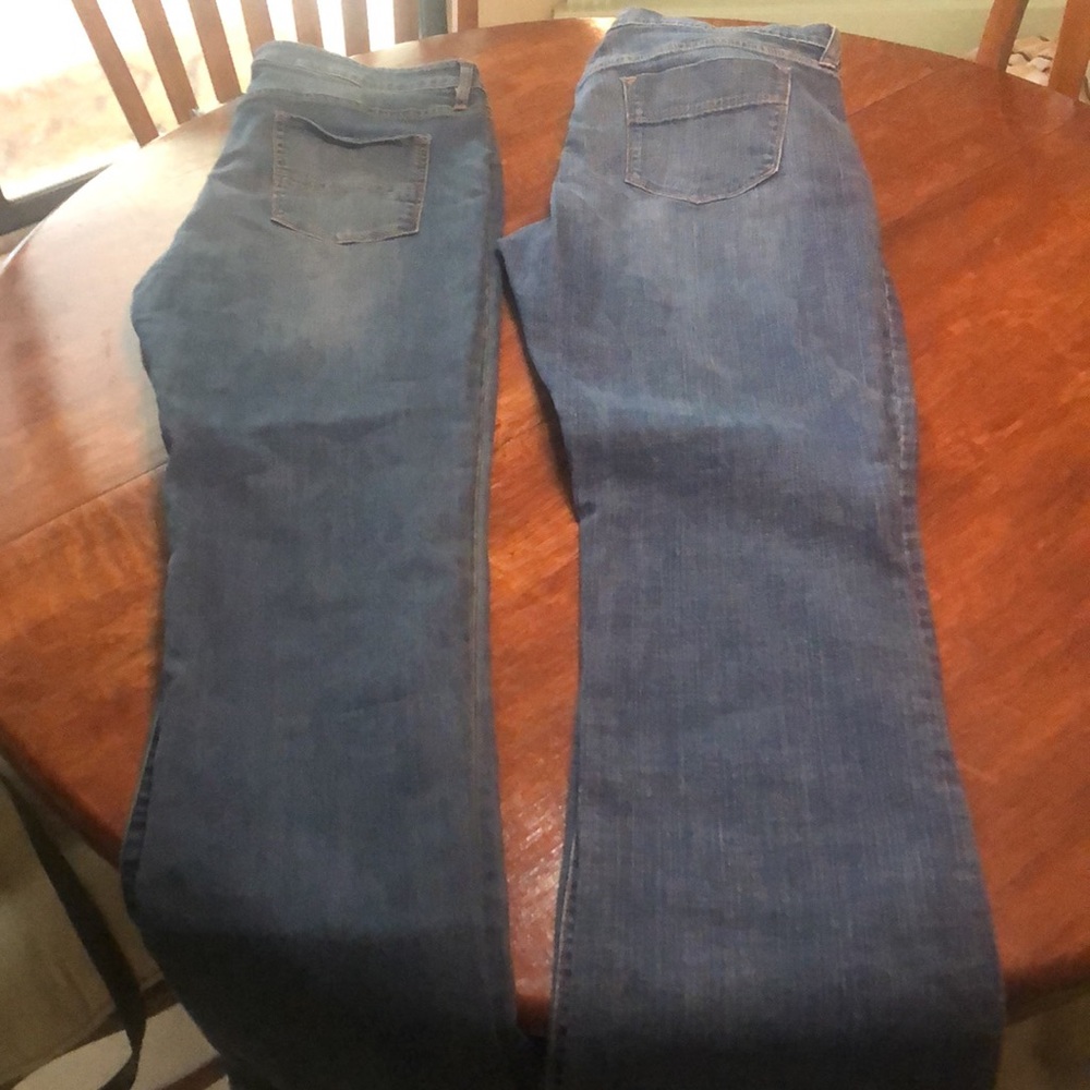 Assorted Jeans - Picture 2 of 6